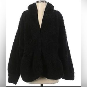 Forever 21 Black fleece Zip-up Jacket